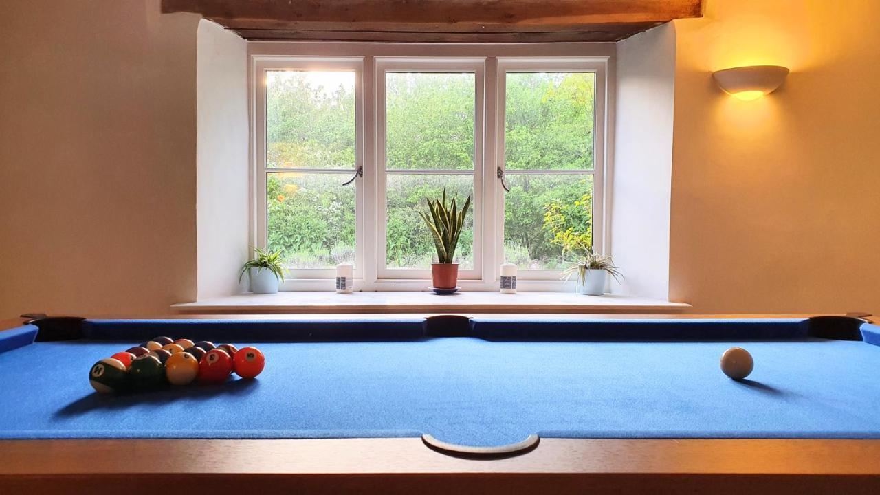 Glenfield Cottage - Secluded Luxury Deep In The Oxfordshire Countryside Wilcote ภายนอก รูปภาพ